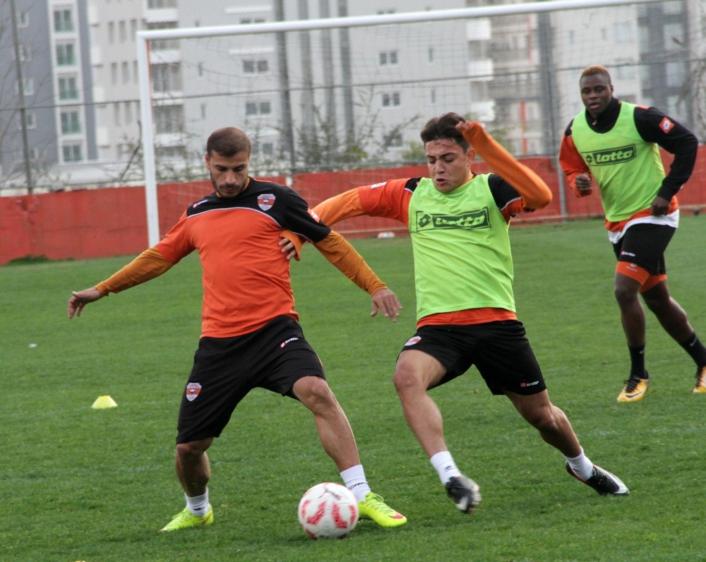 Adanaspor, Manisaspor maçı hazırlıklarına başladı