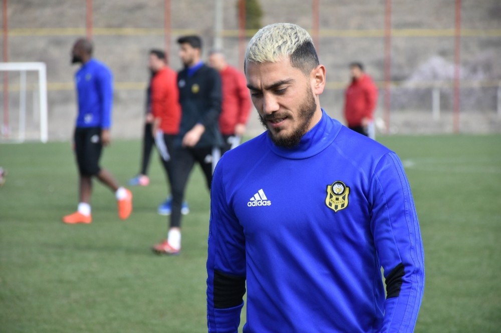 Murat Yıldırım Evkur Yeni Malatyaspor’da mutlu