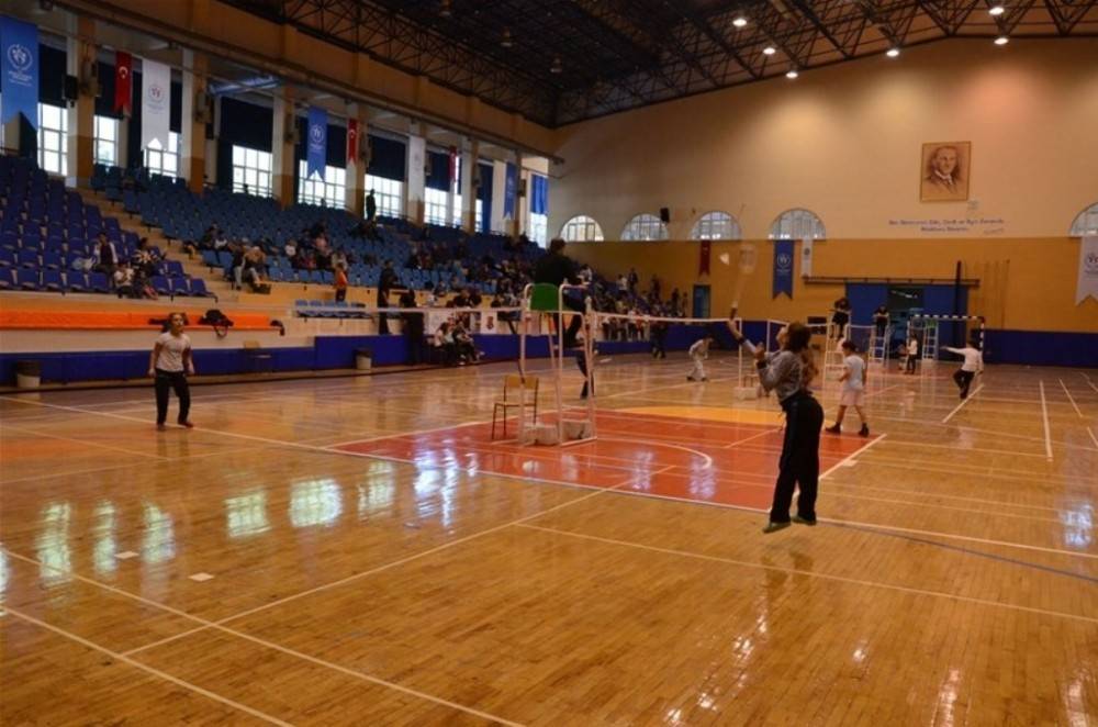 Badminton Analig Ege Grup müsabakaları Aydın’da başlıyor