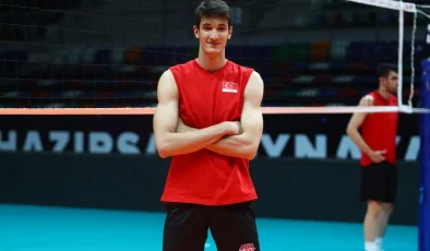 Milli Voleybolcu Efe Mandıracı’nın Hayatı ve Başarıları Gündem Oluşturdu!