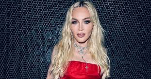Madonna’dan Elon Musk’a net mesaj: Ruhum satılık değil